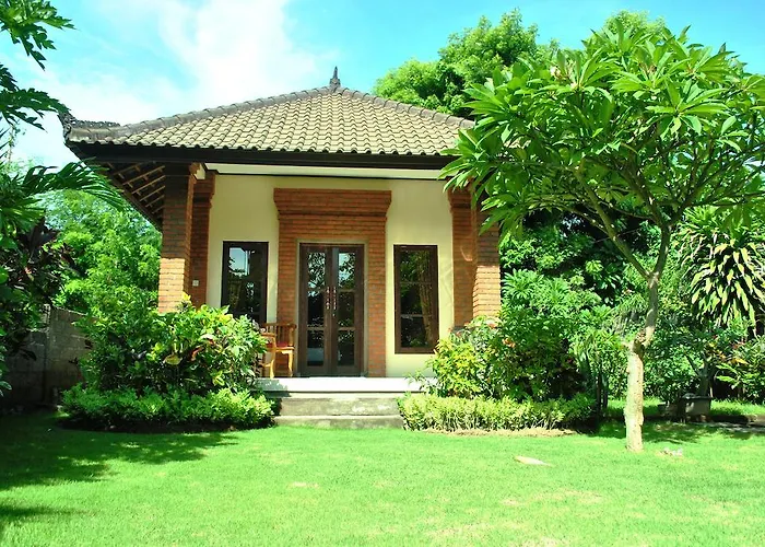 Guest house Pondok Lebih Homestay 2*